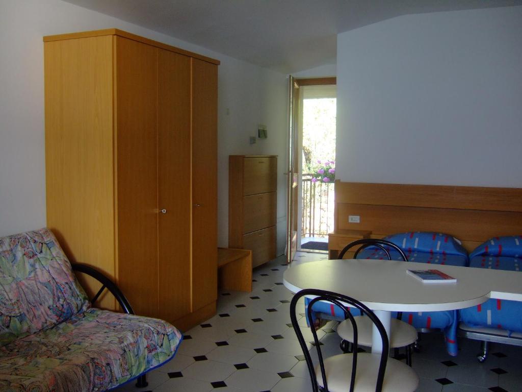 Residence San Vito Brenzone sul Garda Ruang foto