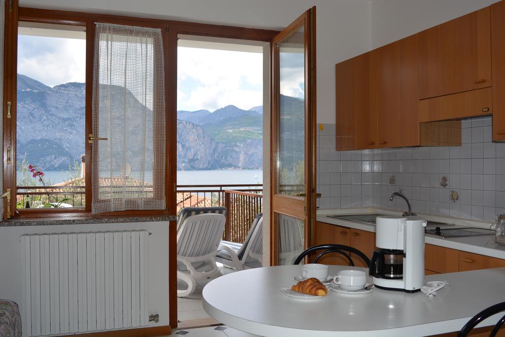 Residence San Vito Brenzone sul Garda Bagian luar foto