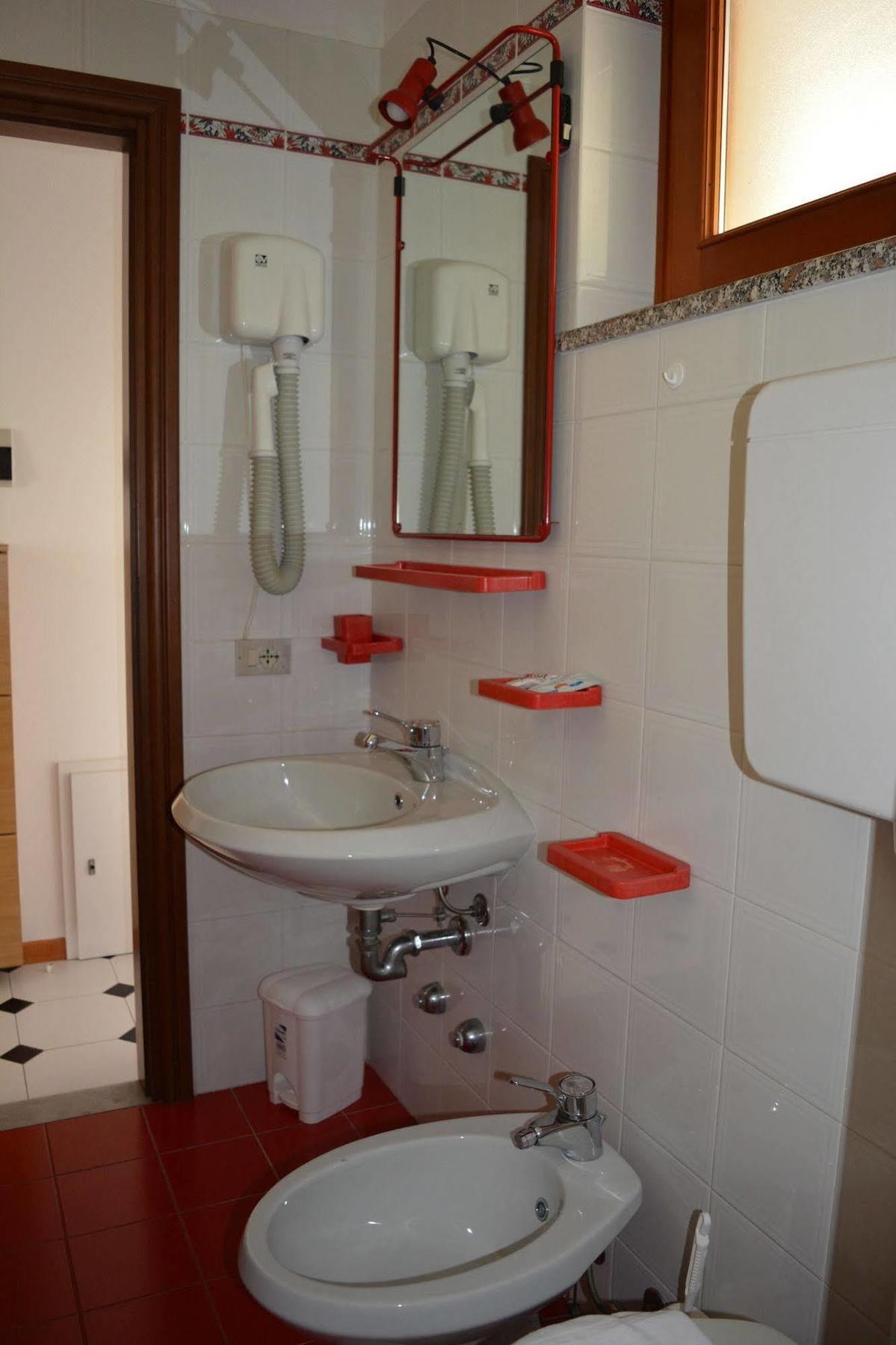 Residence San Vito Brenzone sul Garda Bagian luar foto